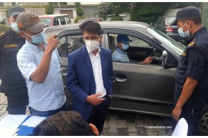 Gold medalist bureaucrat arrested red-handed with Rs 2.25 million in a bribe